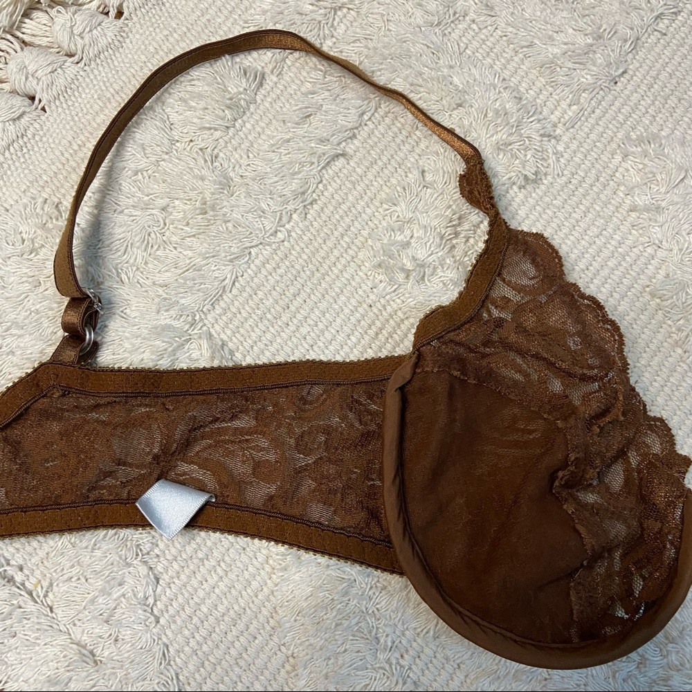 Christian Dior vintage lace bra 32 B - Picture 8 of 14